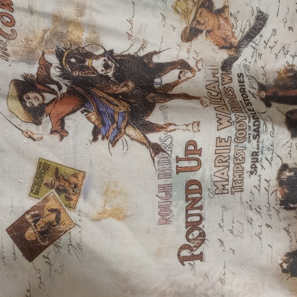 Cactus brand size medium T-shirt - Picture 5 of 6